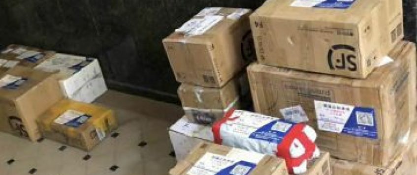疫情引發烏魯木齊至中亞汽運貨量暴增