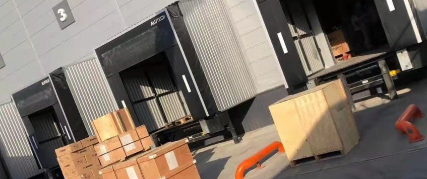 出口烏茲別克斯坦在喀什和烏魯木齊中轉哪個更具優勢？